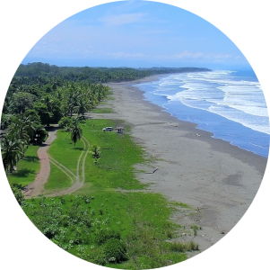 The stunning landscapes of Esterillos make it a prime location for purchasing luxury real estate.